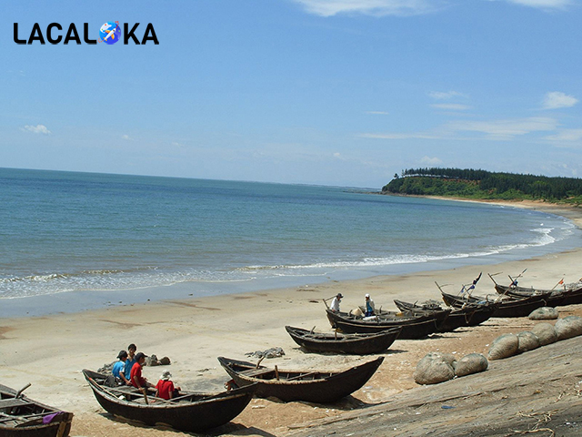 Bãi biển Quất Lâm -  đang rất phát triển khi du lịch Giao Thủy Nam Định